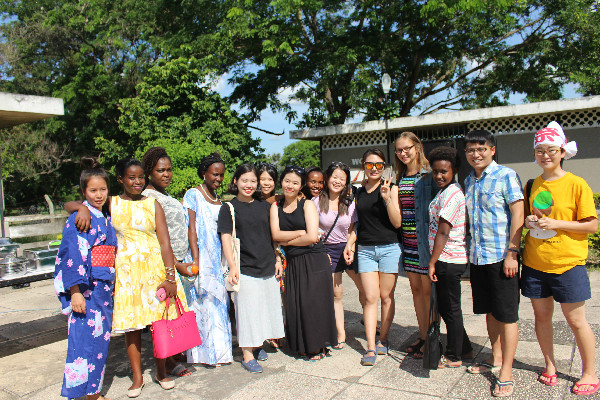 求学坦桑尼亚：在达累斯萨拉姆大学研习非洲学