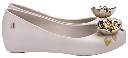 早春赏樱季，身上没点樱花粉怎么行