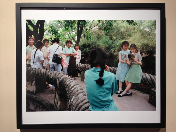 看展览｜朝天门往事：以地标码头为圆点，记录百年重庆