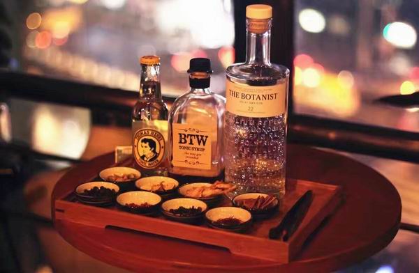 洋酒品牌欲借鸡尾酒重新发力中国市场，西南地区成角力场