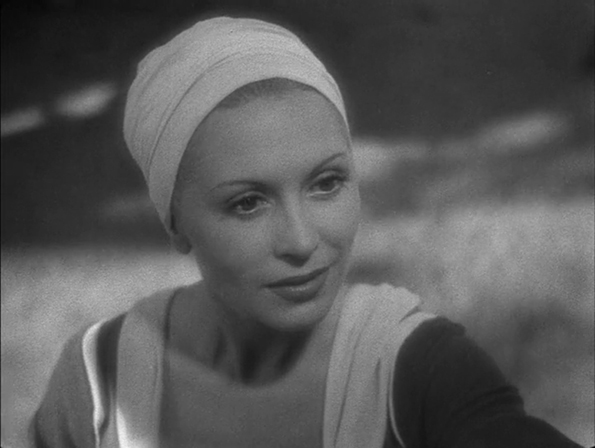 除了赫敏和大表哥，别忘了这些“美女与野兽”