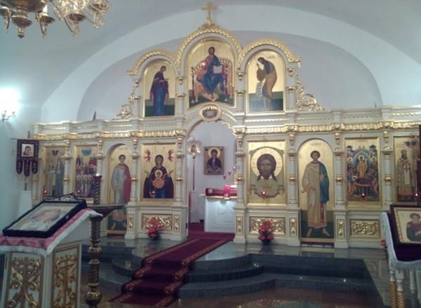 色彩单调面容古板的宗教画看点在哪里？以东正教圣像画为例