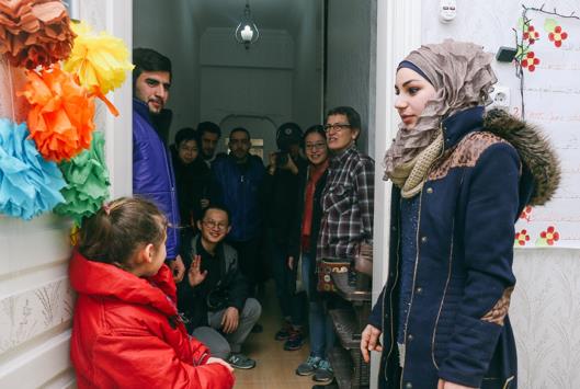 探访土叙边境难民：中国人初次来做志愿服务