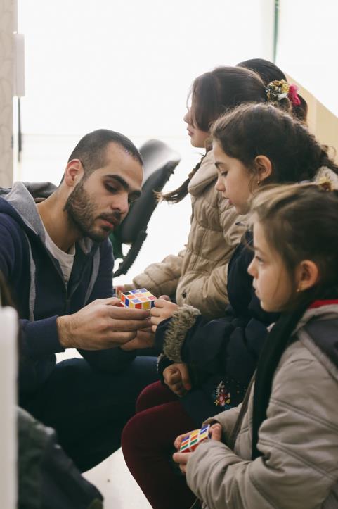 探访土叙边境难民：中国人初次来做志愿服务