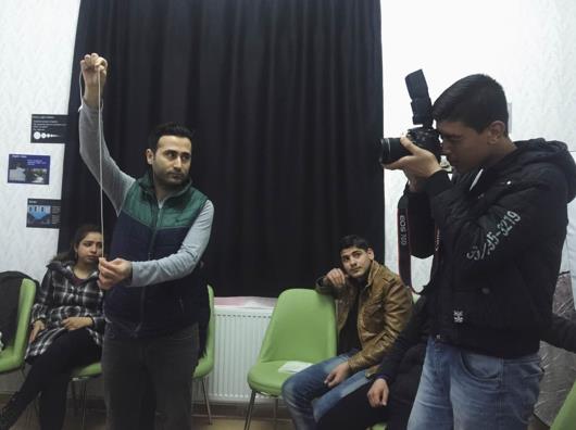 探访土叙边境难民：中国人初次来做志愿服务