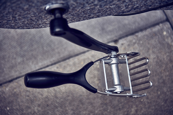 趣看｜把厨房搬上自行车，现场外卖烹饪或指日可待