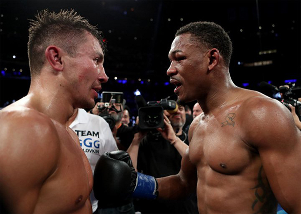 世界拳迷为他鼓掌，这位拳王输了比赛，击败的是癌症和命运