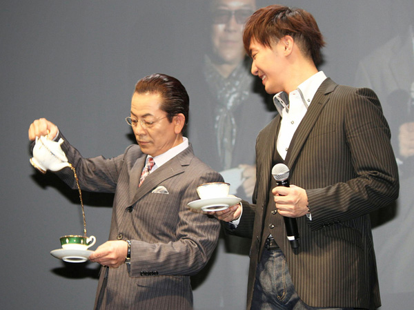 深夜食堂｜和杉下右京先生一起品红茶