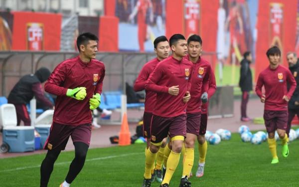 旅欧球员归来韩国誓拿三分，庞大韩国记者团如此报道国足