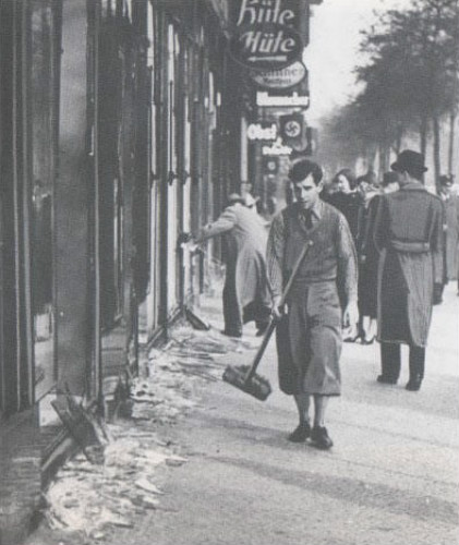 寄人篱下的民族奋斗史：近代英国犹太移民潮与民权运动