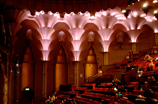 从奢华酒店到发电厂:伦敦也藏着装饰艺术建筑