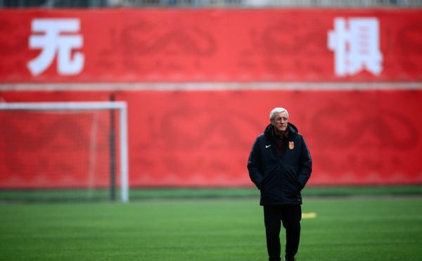 三组镜头回顾里皮指挥艺术，所谓“大师”就是他这样吧