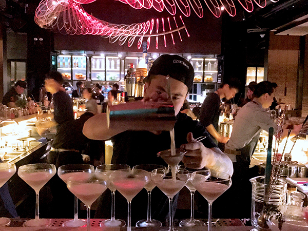 春风正好，是时候去新酒吧喝一杯鸡尾酒了