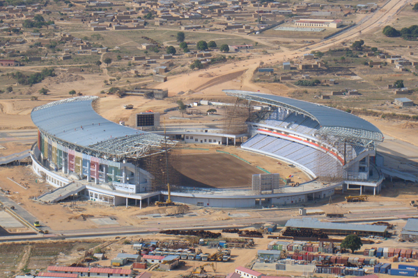 中国工程大军安哥拉十年：掘金战后重建，直面枪口与石油凛冬