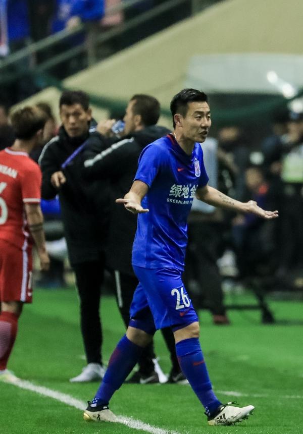 秦升如何被重罚停赛六个月，国际惯例恶劣犯规停赛10场