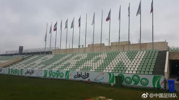 客场遭遇“菜地”草皮，里皮能否改写国足德黑兰全败历史