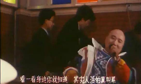 《八月》：八月之后是开学