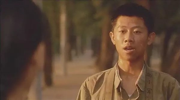 《八月》：八月之后是开学