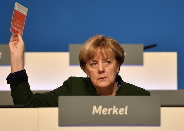 默克尔与德国命题的重现：欧洲的德国还是世界的德国