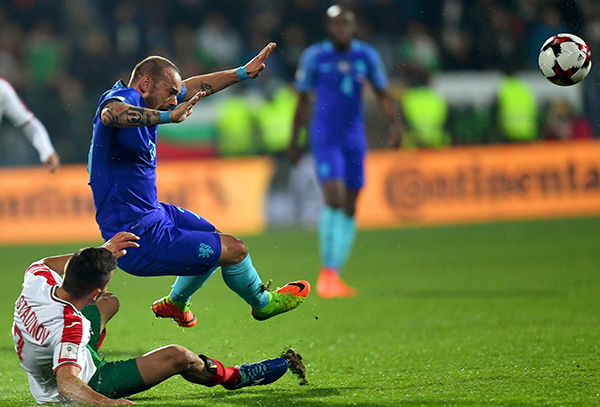 凋零的郁金香，荷兰足球是怎样一步步把自己“玩死”的