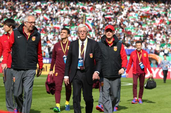 里皮：国足表现缺少亮点，中场换两人因对上半时表现不满