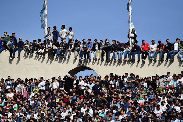 国足伊朗远征记：魔鬼阿扎迪，“四根手指”变成一声Good