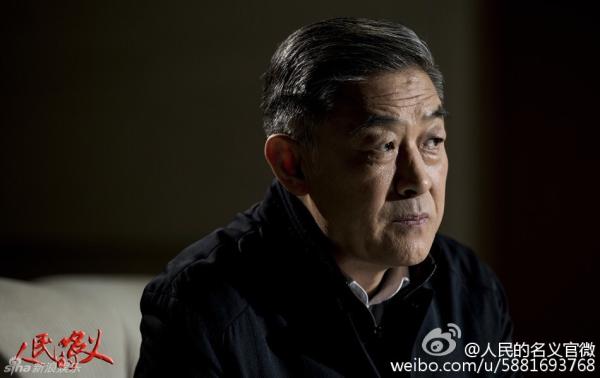 《人民的名义》导演：如果周梅森一直写的话，贪官能少很多