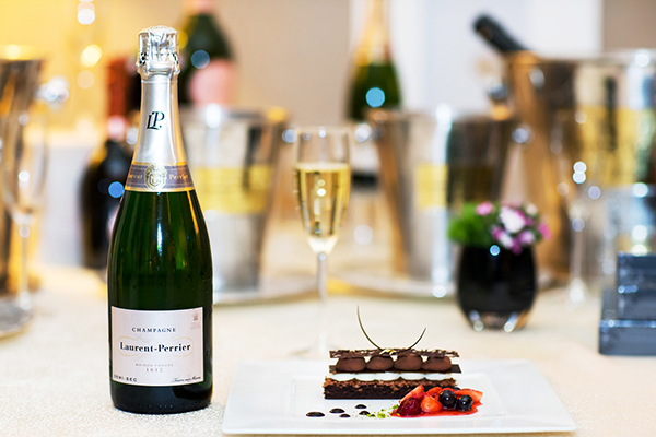 当我们在讨论香槟时，我们在讨论什么