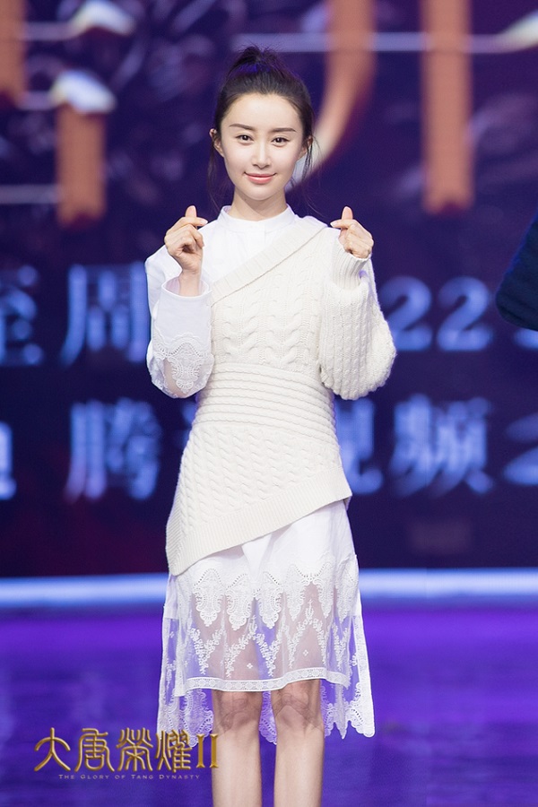 《大唐荣耀2》回归：糖葫芦与盒饭齐飞，忠义与爱情能否两全