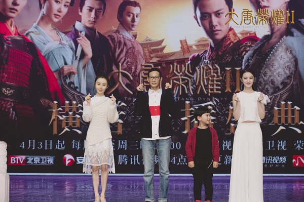 《大唐荣耀2》回归：糖葫芦与盒饭齐飞，忠义与爱情能否两全