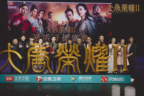 《大唐荣耀2》回归：糖葫芦与盒饭齐飞，忠义与爱情能否两全