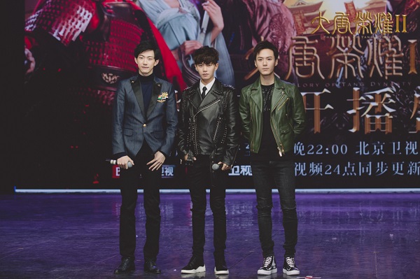 《大唐荣耀2》回归：糖葫芦与盒饭齐飞，忠义与爱情能否两全