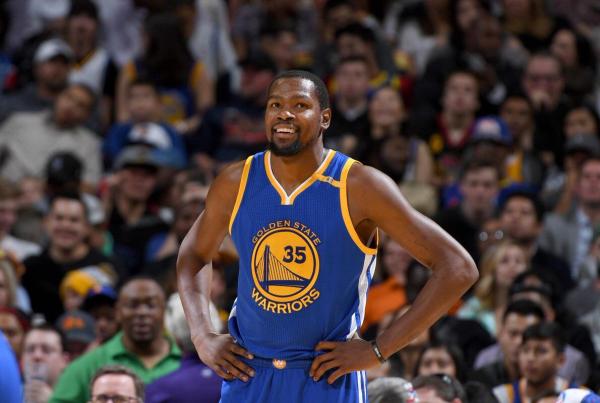 搭上常规赛末班车！杜兰特周日战鹈鹕或复出