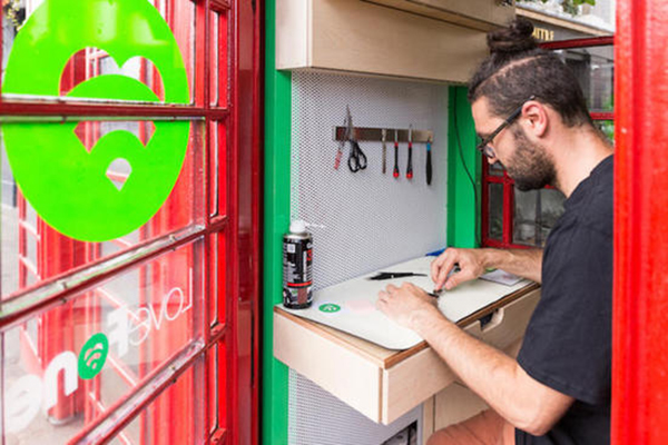 共享经济下的英国红色电话亭