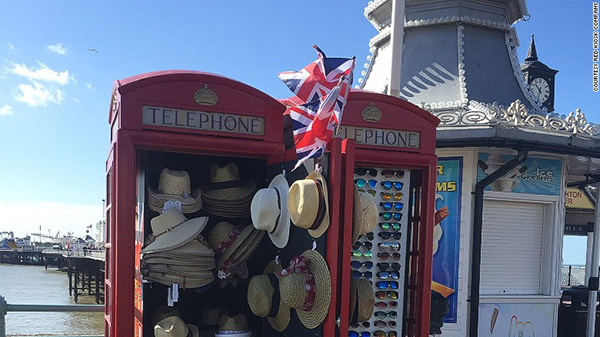 共享经济下的英国红色电话亭