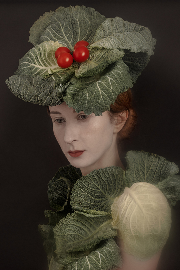 趣看｜食物穿搭秀颜值，自拍玩出古典范