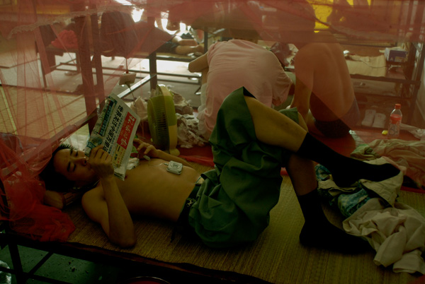 摄影师胡杨：一次又一次，漫长而深入的拍摄