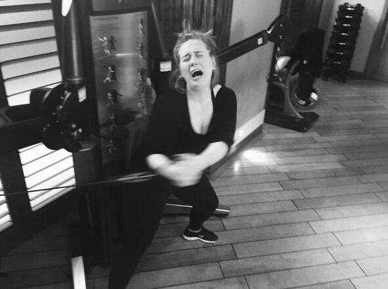 健身令生活崩溃，不信你敢先来个大馒头吗