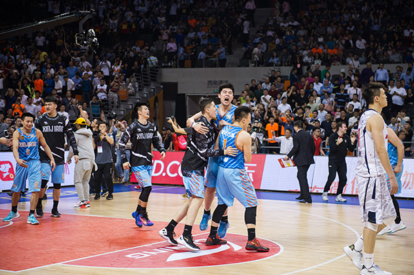 从千年老二到总冠军走过太多弯路，新疆队的成功不只靠砸钱