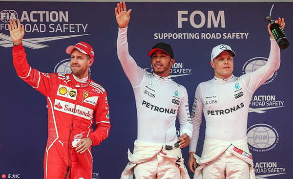 “上赛道之王”第6次拿下杆位，汉密尔顿期待雨战复仇