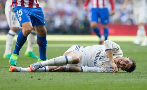 内少红牌佩佩骨折，皇马巴萨又一次踢出“真爱”