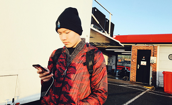 中国车手何时能开F1，这个15岁孩子正在吸引全亚洲目光