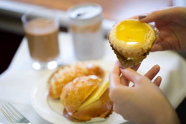 在三万英尺高空上吃顿米其林，飞机餐会不会更美味