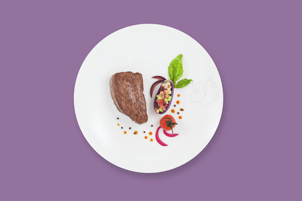 在三万英尺高空上吃顿米其林，飞机餐会不会更美味