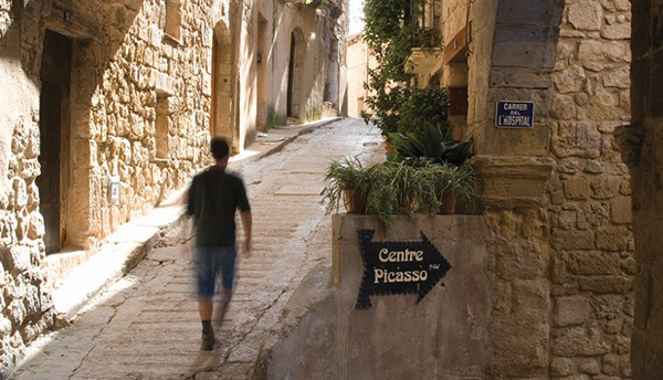 跟毕加索散步加泰罗尼亚