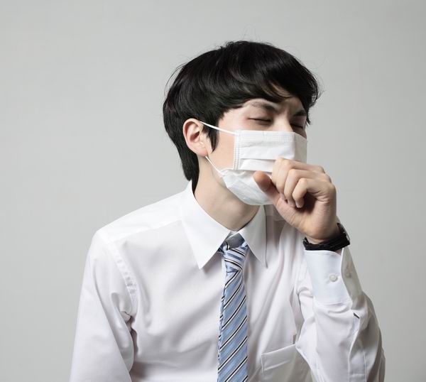 春天咳嗽为啥总不好，或是变异性哮喘