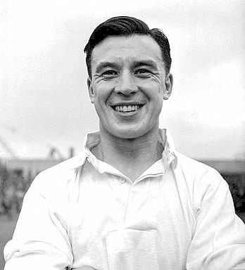 一位有着“中国血统”的英格兰老国脚，正在被全英国回忆