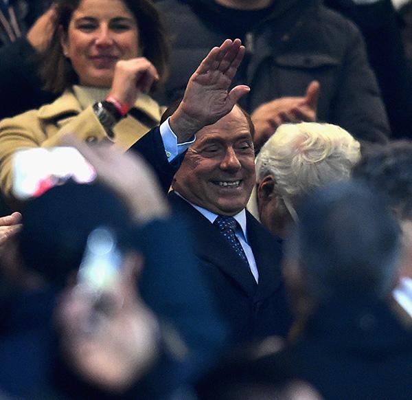 贝卢斯科尼公开信告别AC米兰：31年，我们彼此说声感谢