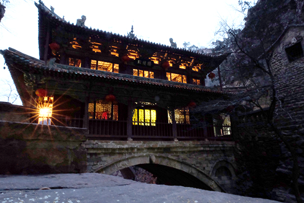 深藏于苍岩山的悬空寺，今天是否仙气依旧？