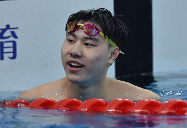 宁泽涛恩师再造明日之星，18岁的他两破世界青年纪录